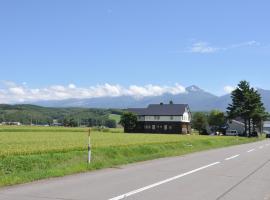 上富良野旅馆，位于上富良野町的酒店