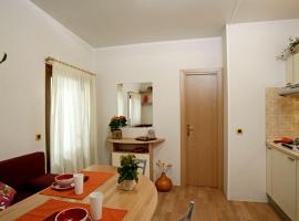 Santa Vittoria Camping，位于东塞斯特里的酒店