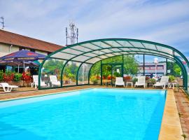 Contact Hôtel Arc-En-Ciel - Réouverture - Entièrement Rénové，位于米卢斯的酒店
