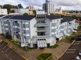 Hotel Solaris，位于São Miguel dʼOeste的酒店