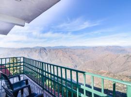 Trimurti Pine Valley Resort，位于西姆拉的酒店