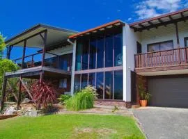 Barrels Beach House, 28 Dulconghi Street