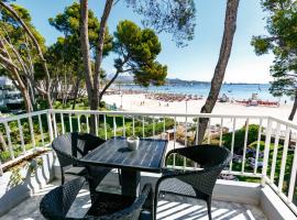 Apartamentos Ferrer Lime Playa de Alcudia，位于阿尔库迪亚港的酒店