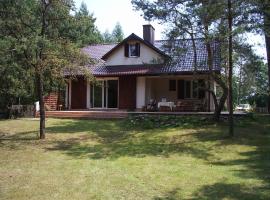 Domek nad Narwią，位于Długosiodło的酒店