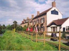The Ship Coaching Inn，位于Framilode的酒店