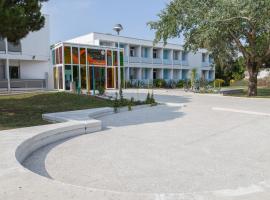 Auberge de Jeunesse，位于拉罗谢尔的酒店