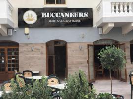 Buccaneers Boutique Guest House，位于圣保罗湾城的酒店