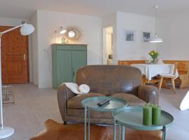 Apartment Chesa Bursella 21 by Interhome，位于Madulain的酒店