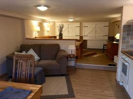 Apartment,Wohnung & Zimmer 'Am Waldfreibad'，位于穆赫的酒店