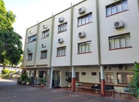 Palace Hotel Guaíra，位于瓜伊拉的酒店