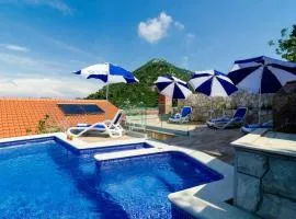 Adriatic-house & seaview pool