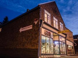 Riding Fool Accommodation，位于Cumberland的酒店