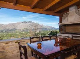 Villa Morfeas - Traditional Cretan Escape with BBQ