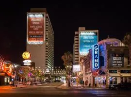 Downtown Grand Hotel & Casino