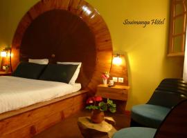 SOUIMANGA-HOTEL，位于安齐拉贝提蒂瓦湖（火山口湖）附近的酒店