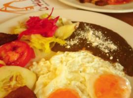 Xunan Cab，位于San Antonio的酒店