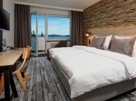 OREA Resort Horizont Šumava，位于泽勒兹纳·鲁达的酒店