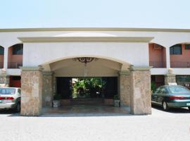 Real Hotel，位于特科曼的酒店