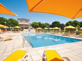 Le Champ d'Eysson Aparthotel