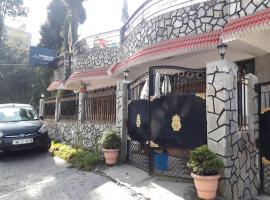 Tharbaling HomeStay，位于大吉岭古姆寺附近的酒店