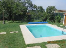 Casa da Avó, campo praia a 2 kms do mar，位于埃斯平霍的酒店