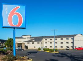 Motel 6-Newport, OR，位于新港的酒店
