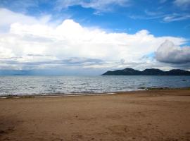 Kwathu Boutque Hotel，位于Monkey Bay的酒店