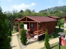 Domki letniskowe "Barbarki" Solina 99，位于索利纳的酒店