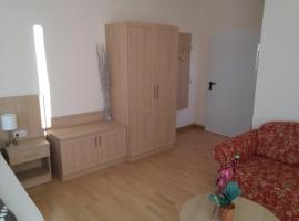 Seepark zur Schwalbe，位于Hof Kreien的酒店