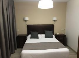 Hotel Restaurante Santa Cruz，位于圣克鲁斯德穆德拉的酒店