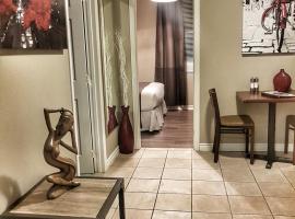 Cozy 1-Bedroom Suite #17 by Amazing Property Rentals，位于加蒂诺的酒店