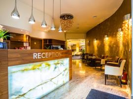 WELLNESS HOTEL LÖWE，位于Piesťany Airport - PZY附近的酒店