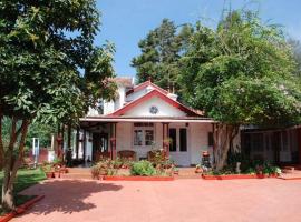 Colonial 4 B/R Home, Great for Families, Coonoor，位于乔奥诺奥尔的酒店