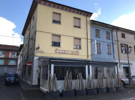 Albergo centrale，位于科尔泰马焦雷的酒店