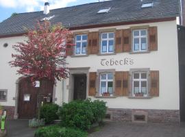 Ferienwohnungen Bistro Tebecks，位于瓦登的宾馆