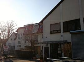 浪翰墨尔旅馆，位于Bubenreuth的酒店