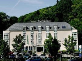 沃特斯登酒店，位于埃特林根的带停车场的酒店
