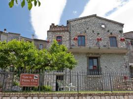 Holiday house "Pietra viva"，位于Castelnuovo Parano的公寓