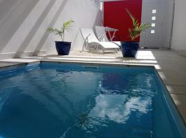 Gite Grenadille Martinique piscine privée,，位于圣吕斯的海滩短租房