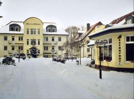 Hotel Restaurant am Kölpinsee，位于瓦伦的酒店