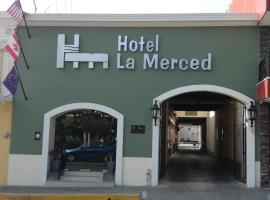 拉梅赛德酒店，位于科利马米格尔·德拉马德里机场 - CLQ附近的酒店
