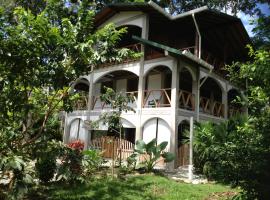 Cabañas Tucan Eco Hotel RNT 52523，位于卡普兰干的海滩短租房