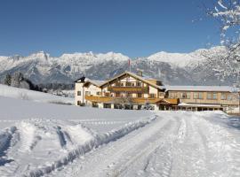 Hotel Geisler Tulfes，位于图尔菲斯的旅馆