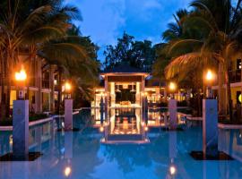 Luxury Apartments at Temple Resort and Spa Port Douglas，位于道格拉斯港的Spa酒店