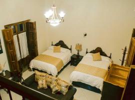 La Casona de los Gómez，位于萨卡特兰的酒店