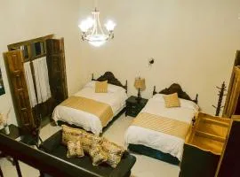 La Casona de los Gómez