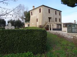 Casa Berardi Residenza Storica，位于奥托纳的山林小屋