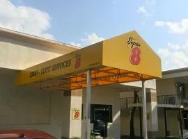 多佛尔速8酒店