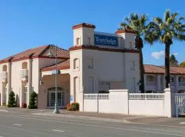 雷丁旅程住宿酒店