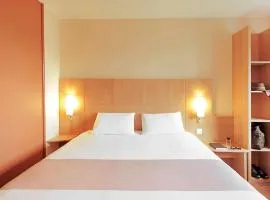 宜必思酒店布鲁塞尔世博会的原子塔